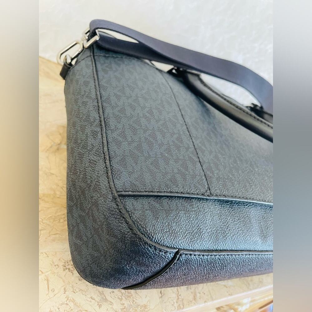 MICHAEL KORS Harrison blue/navy leather briefcass - Picture 7 of 9